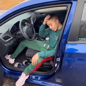 Meet your Posher, Ken